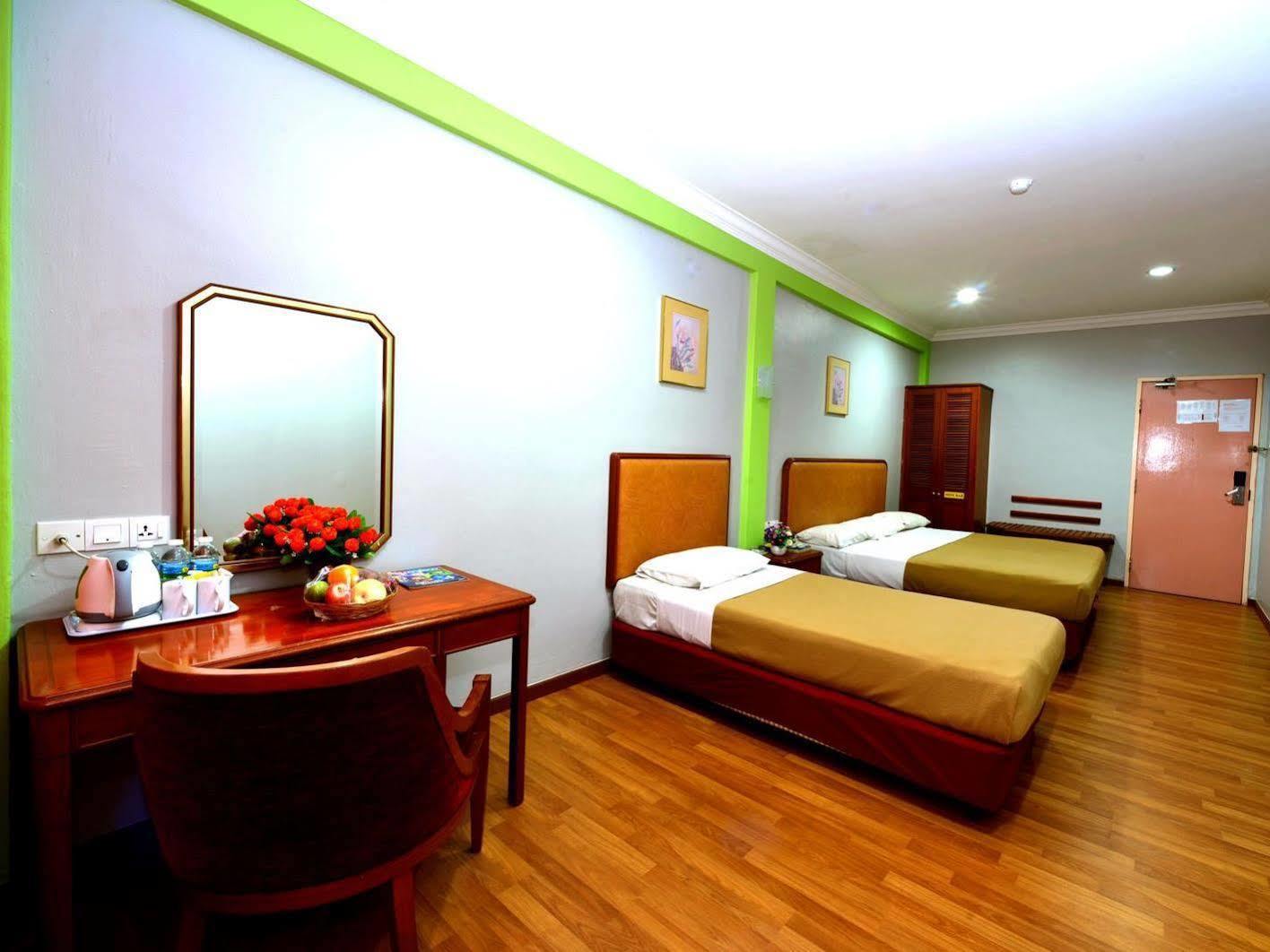 Classic Boutique Hotel Kuantan Exteriör bild