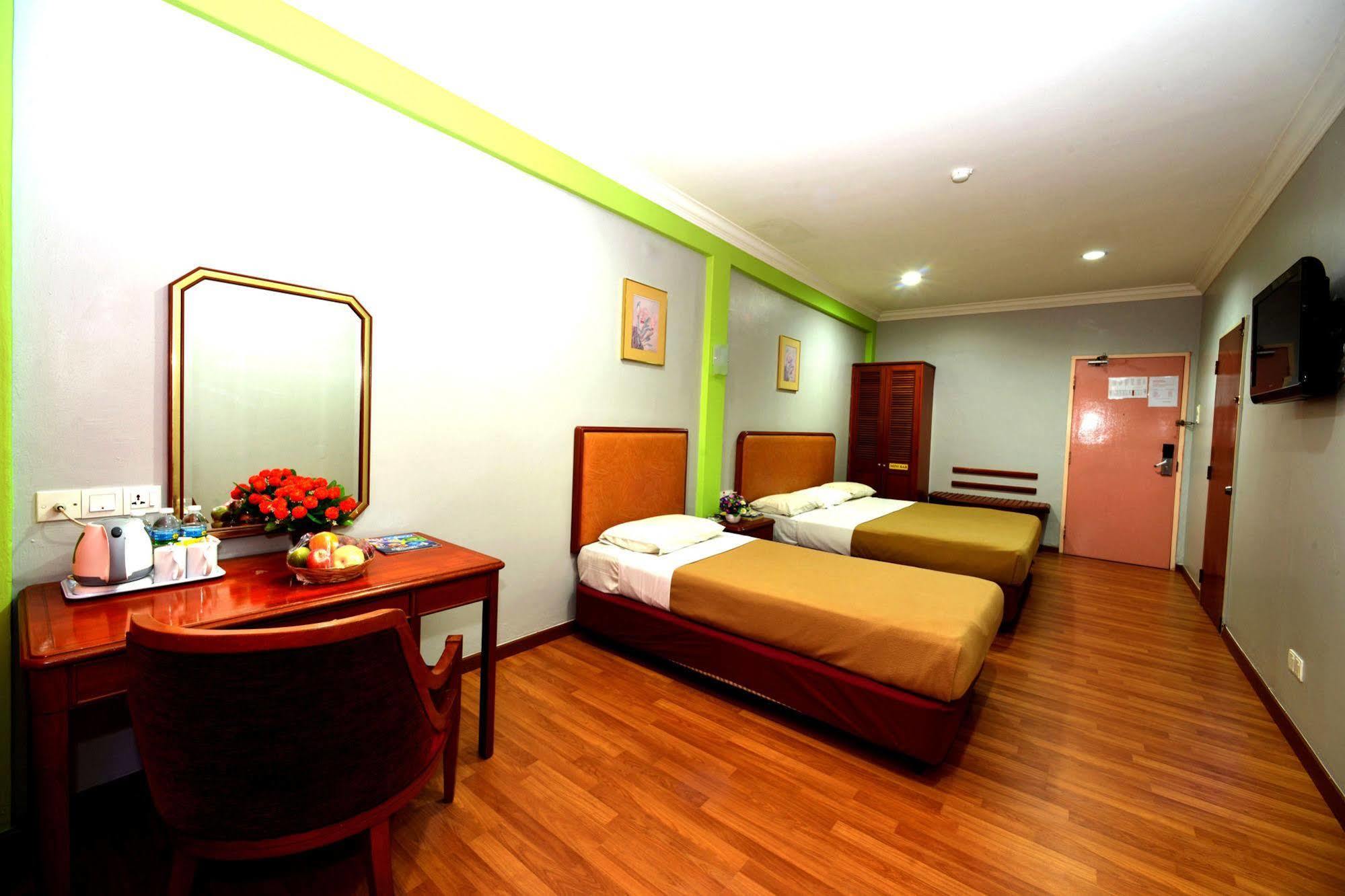 Classic Boutique Hotel Kuantan Exteriör bild