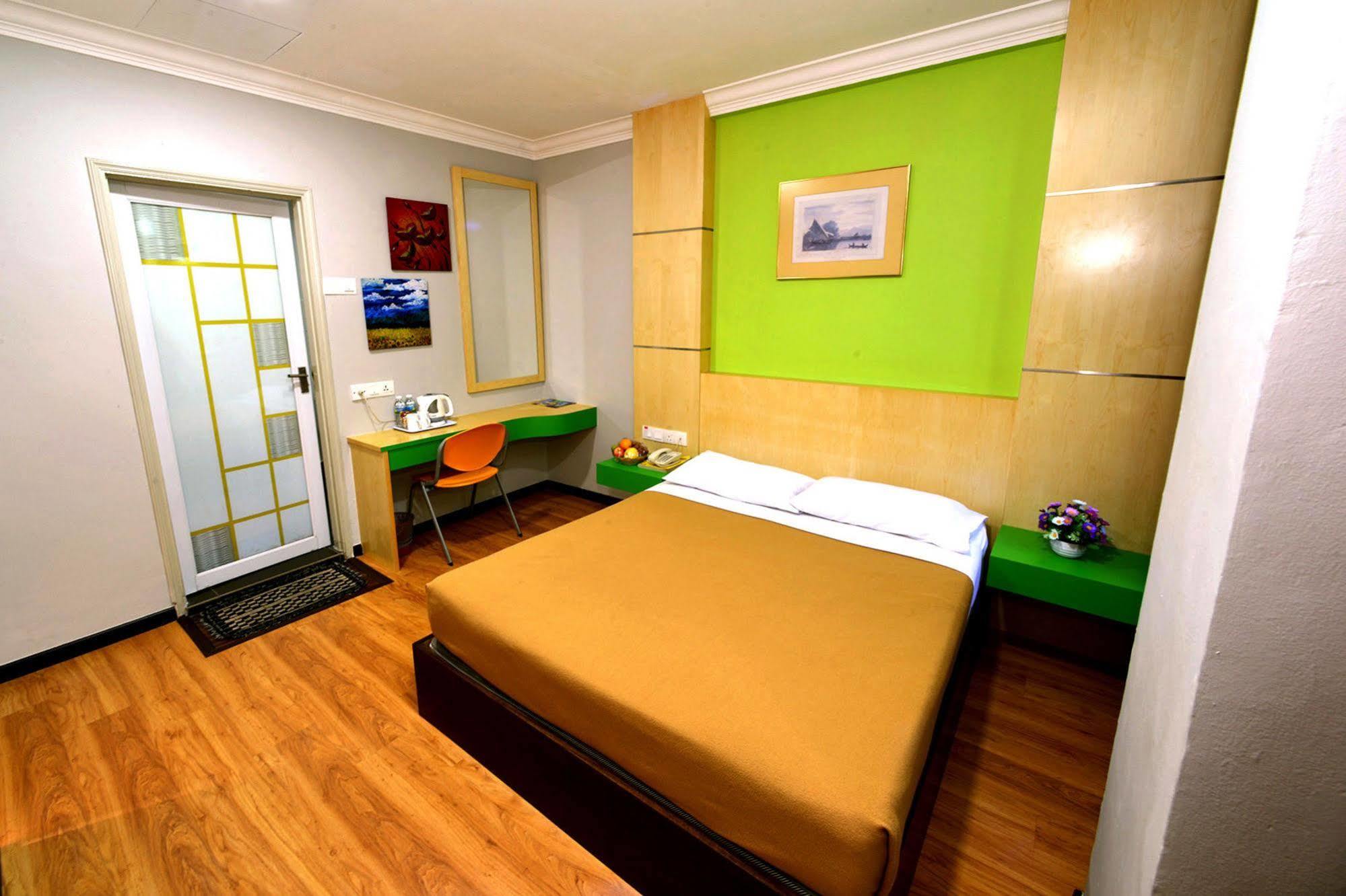 Classic Boutique Hotel Kuantan Exteriör bild